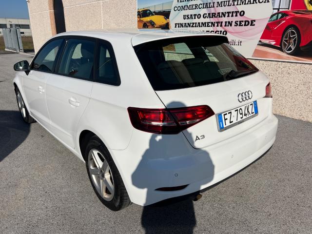 Auto - Audi a3 spb 30 tfsi