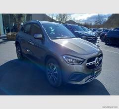 Auto - Mercedes-benz gla 200 d automatic business extra