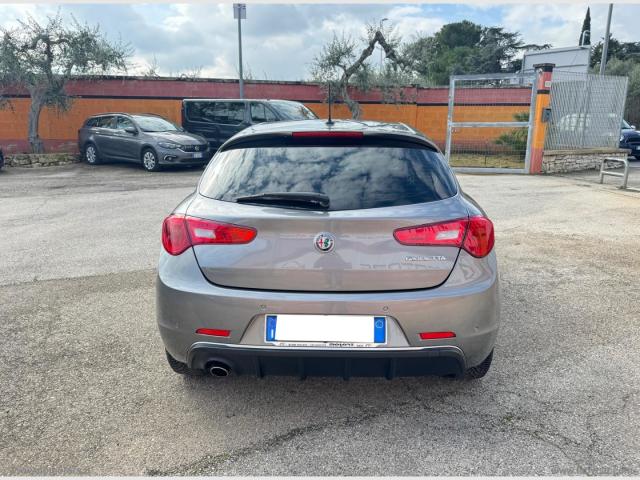 Auto - Alfa romeo giulietta business 1.6mj 120cv