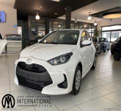 Auto - Toyota yaris 1.5 hybrid 5p. active