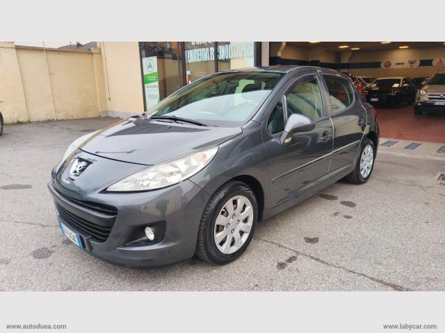 Auto - Peugeot 207 plus 1.4 8v 75 cv 5p. eco gpl
