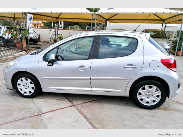 Auto - Peugeot 207 plus 1.4 8v 75 cv 5p. eco gpl