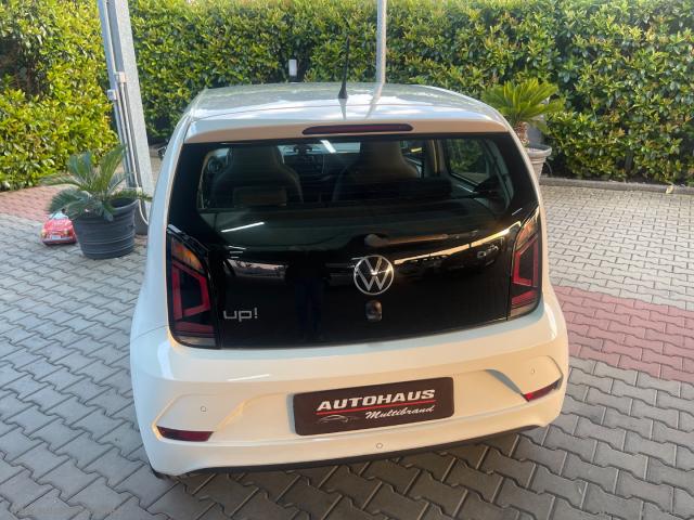 Auto - Volkswagen 1.0 5p. move up! bmt