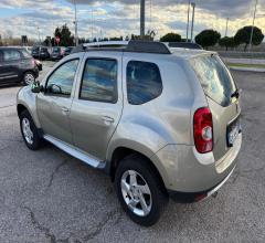 Auto - Dacia duster 1.6 4x2 gpl laurÃ©ate
