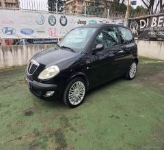 Auto - Lancia ypsilon 1.2 argento