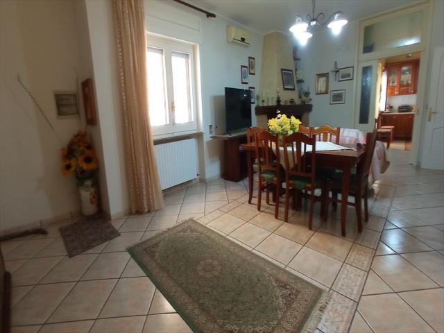Appartamenti in Vendita - Casa indipendente in vendita a monteroni di lecce centrale