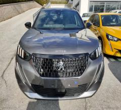 Auto - Peugeot 2008 puretech 130 s&s eat8 gt