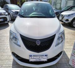 Auto - Lancia ypsilon 1.2 69 cv 5p. gpl ecochic ele.bl