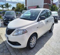 Auto - Lancia ypsilon 1.2 69 cv 5p. gpl ecochic ele.bl
