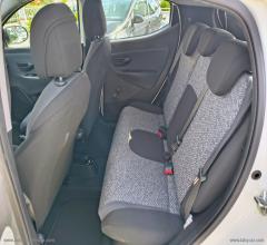 Auto - Lancia ypsilon 1.2 69 cv 5p. gpl ecochic ele.bl