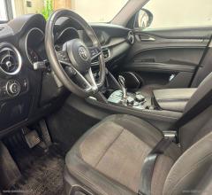 Auto - Alfa romeo stelvio 2.2 t.diesel 180 cv at8 q4 exec.
