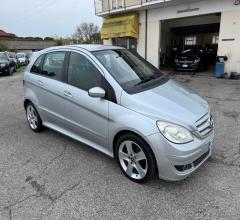 Auto - Mercedes-benz b 180 cdi sport