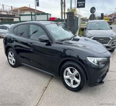 Auto - Alfa romeo stelvio 2.2 t.diesel 150cv at8 rwd super