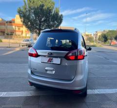 Auto - Ford c-max7 1.6 tdci 115 cv titanium