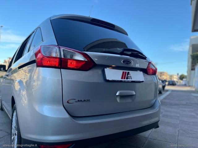 Auto - Ford c-max7 1.6 tdci 115 cv titanium