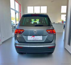 Auto - Volkswagen tiguan 2.0 tdi dsg 4motion business bmt