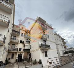 Appartamenti in Vendita - Box auto in vendita a siracusa grotticelle - epipoli