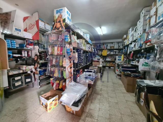Appartamenti in Vendita - Deposito in vendita a bisceglie seminario