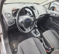 Auto - Ford fiesta 1.4 3p. bz.- gpl