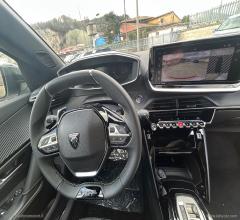Auto - Peugeot 2008 puretech 130 s&s eat8 gt