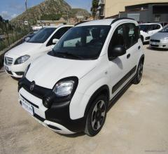 Fiat panda 1.0 firefly s&s hybrid city cross