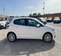 Auto - Peugeot 208 allure 1.5 hdi 100cv s&s 5p.
