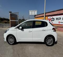 Auto - Peugeot 208 allure 1.5 hdi 100cv s&s 5p.