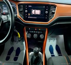 Auto - Volkswagen t-roc 1.0 tsi 115cv style bmt