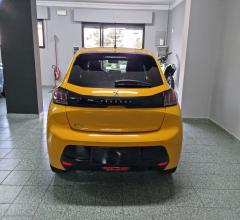 Auto - Peugeot 208 bluehdi 100 s&s 5p. allure