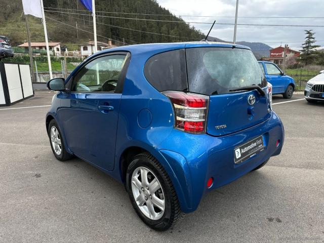 Auto - Toyota iq 1.0 multidrive
