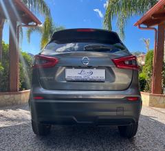 Auto - Nissan qashqai 1.5 dci business