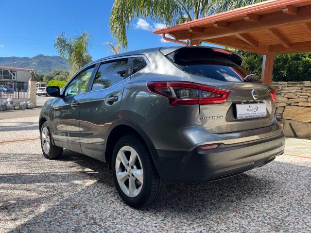 Auto - Nissan qashqai 1.5 dci business