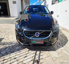 Auto - Volvo v40 d2 r-design momentum