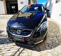 Auto - Volvo v40 d2 r-design momentum