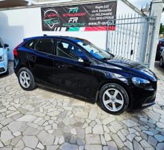 Auto - Volvo v40 d2 r-design momentum