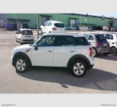 Auto - Mini mini one d countryman