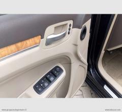Auto - Lancia thema 3.0 v6 mjet ii 239 cv platinum
