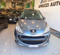 Auto - Peugeot 207 1.4 hdi 70 cv 5p. xt