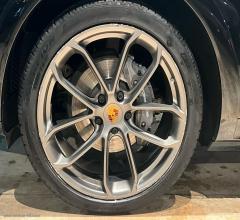 Auto - Porsche cayenne 3.0 v6