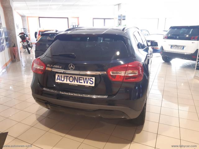 Auto - Mercedes-benz gla 200 d automatic executive
