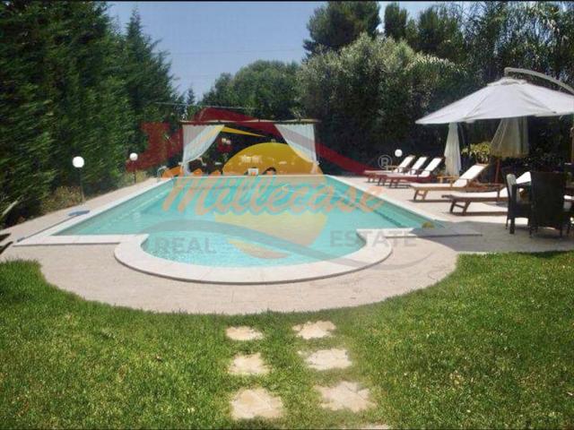 Appartamenti in Vendita - Villa in vendita a siracusa tremmilia