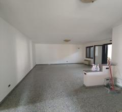 Appartamenti in Vendita - Appartamento in vendita a lettomanoppello semicentro