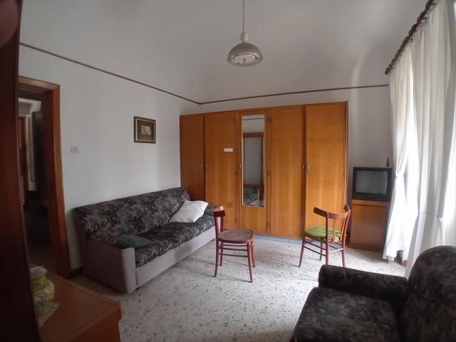 Appartamenti in Vendita - Casa indipendente in vendita a torre de' passeri centro storico