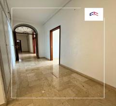 Appartamenti in Vendita - Appartamento in vendita a taranto viale virgilio, lungomare