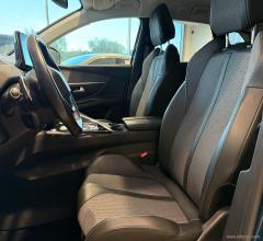 Auto - Peugeot 3008 bluehdi 130 s&s eat8 allure