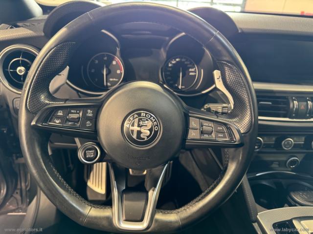 Auto - Alfa romeo stelvio 2.2 t.diesel 210cv at8 q4 veloce