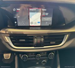 Auto - Alfa romeo stelvio 2.2 t.diesel 210cv at8 q4 veloce