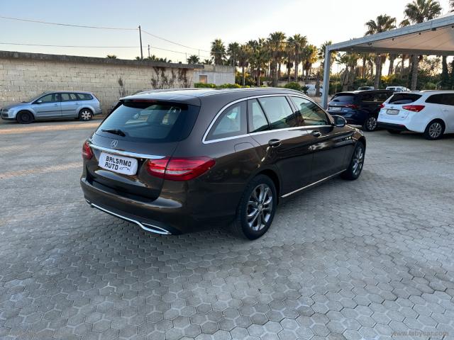 Auto - Mercedes-benz c 200 bluetec s.w. automatic premium