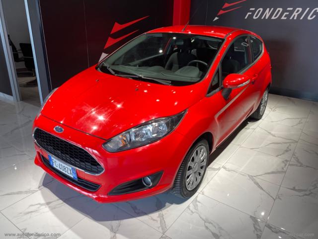Auto - Ford fiesta 1.5 tdci 75cv 3p.bl. & white ed.