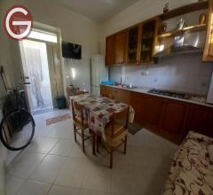 Appartamenti in Vendita - Casa indipendente in vendita a taurianova centro
